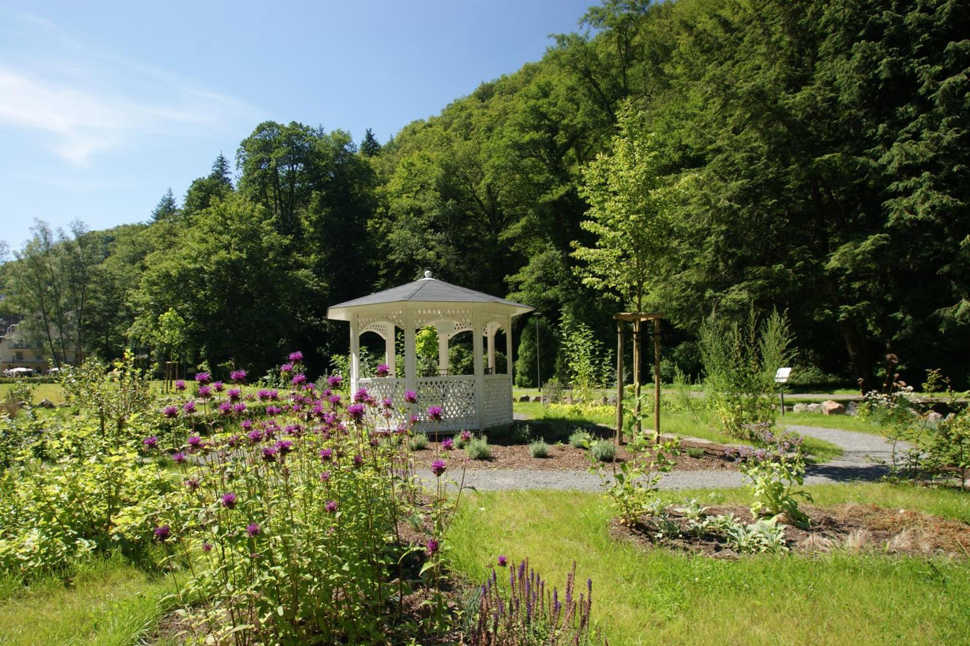 Bertricher Hof Bad Bertrich Exterior foto