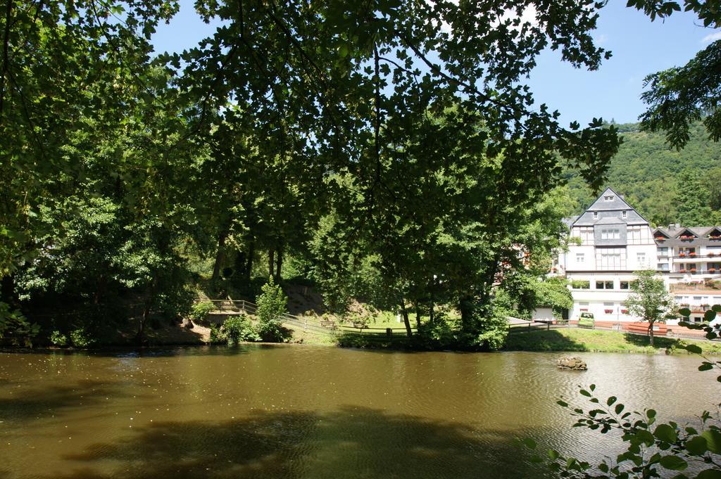 Bertricher Hof Bad Bertrich Exterior foto