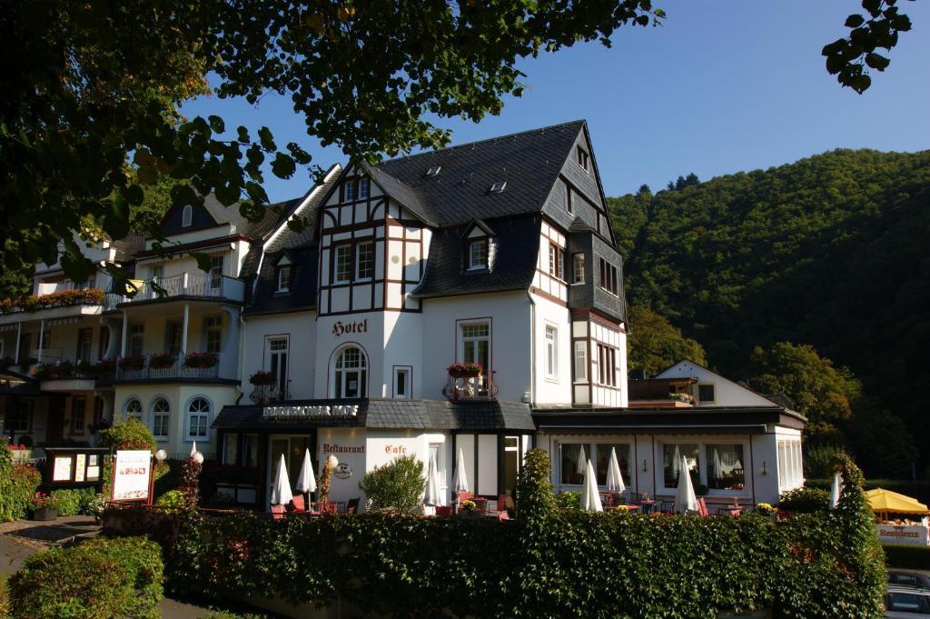 Bertricher Hof Bad Bertrich Exterior foto
