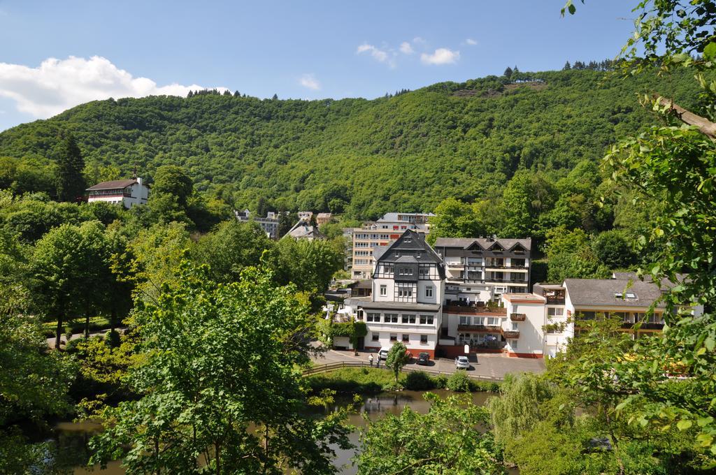 Bertricher Hof Bad Bertrich Exterior foto